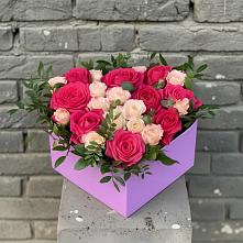 Цветочная композиция из Розы в коробке #REPLACE_PRED# Фосфоритный