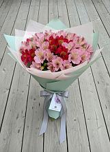 Букет цветов из:  Альстромерии #REPLACE_PRED# Фосфоритный