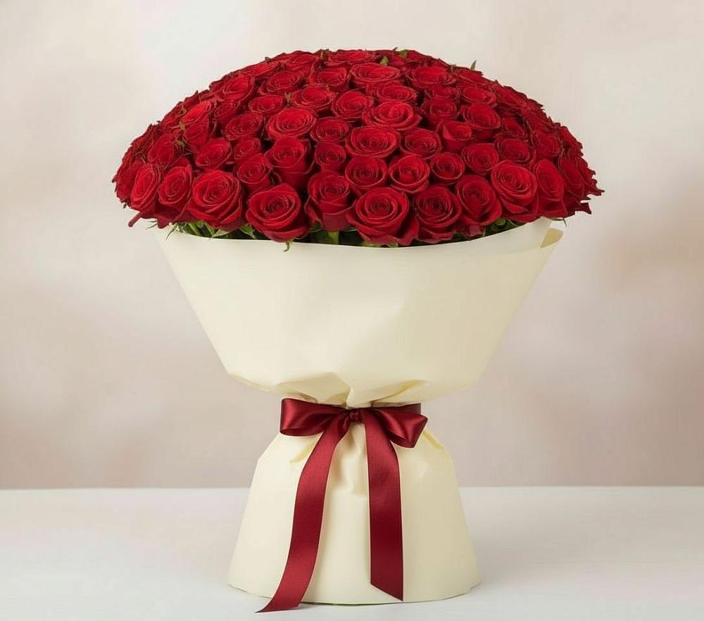 Букет 101 Красная роза Милано в Фосфоритный