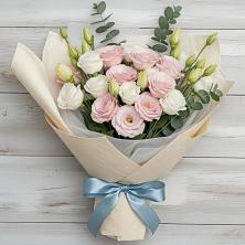 Букет цветов из:  Лизиантусы в Фосфоритный