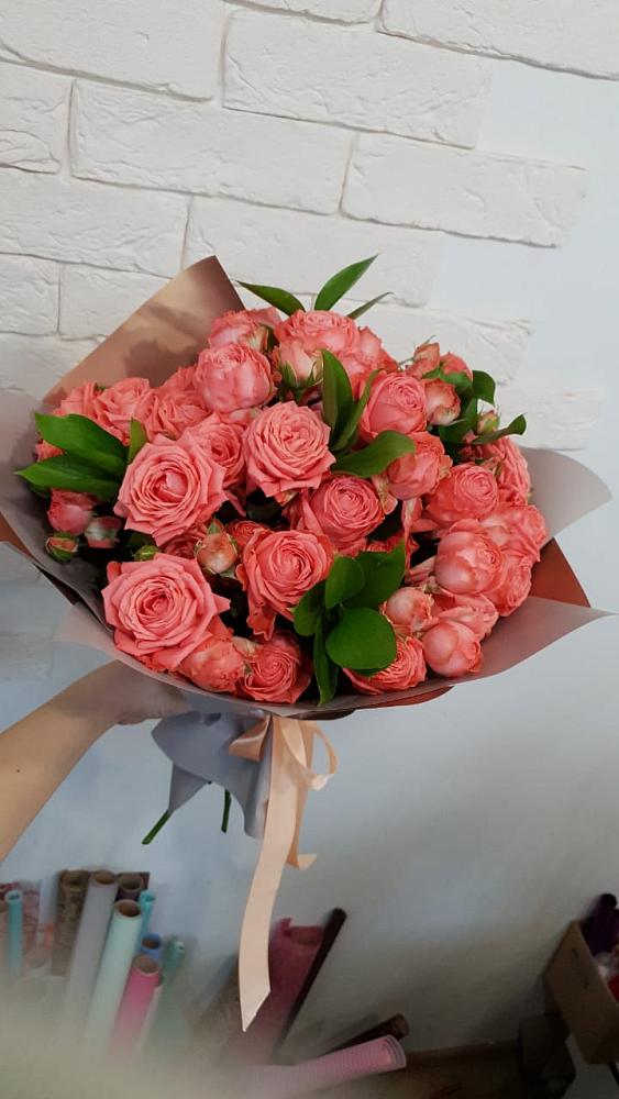 Букет цветов из: Розы в Фосфоритный