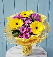 Букет цветов из:  Хризантемы и Герберы в Фосфоритный