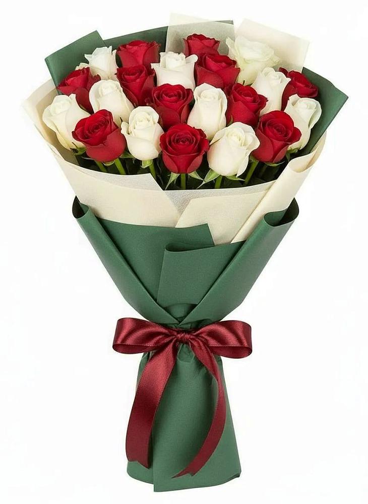 Букет Микс из красных и белых роз в Фосфоритный