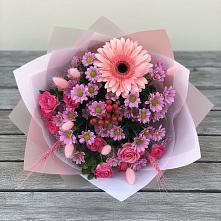 Букет цветов из:  Розы, Герберы и Хризантемы в Фосфоритный