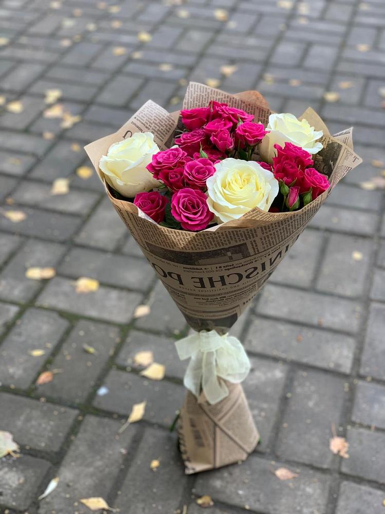 Букет цветов из: Розы в Фосфоритный